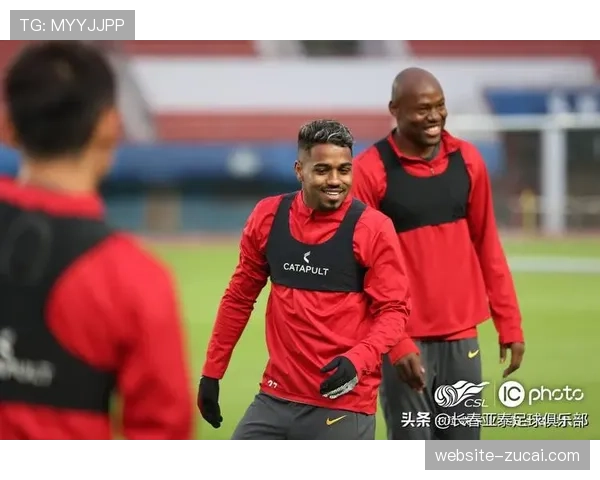 苏亚雷斯称亚泰状态提升明显期待客场挑战河南全力争取积分