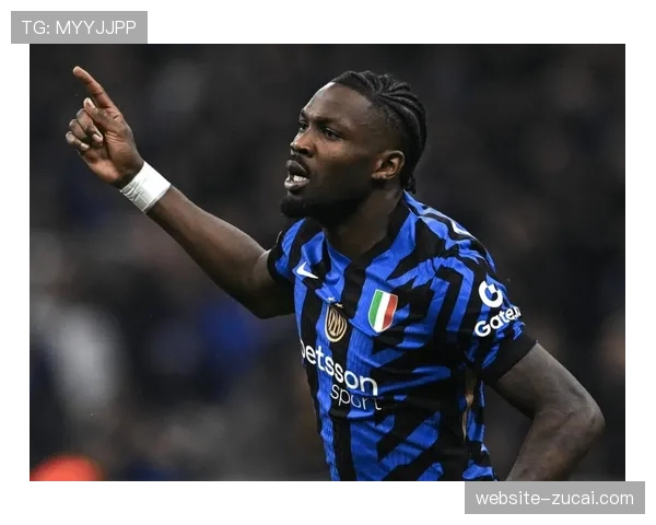 小图拉姆越位进球无效但前插意识值得肯定 小图拉姆越位进球无效但前插意识值得肯定